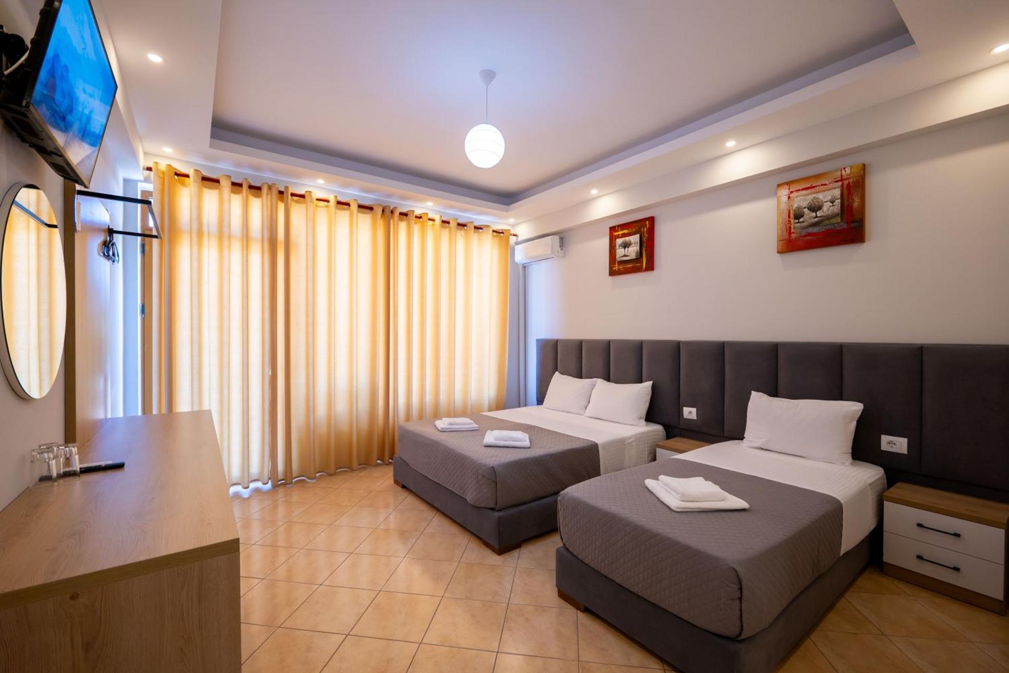 Hotel Milo Ksamil Bagian luar foto